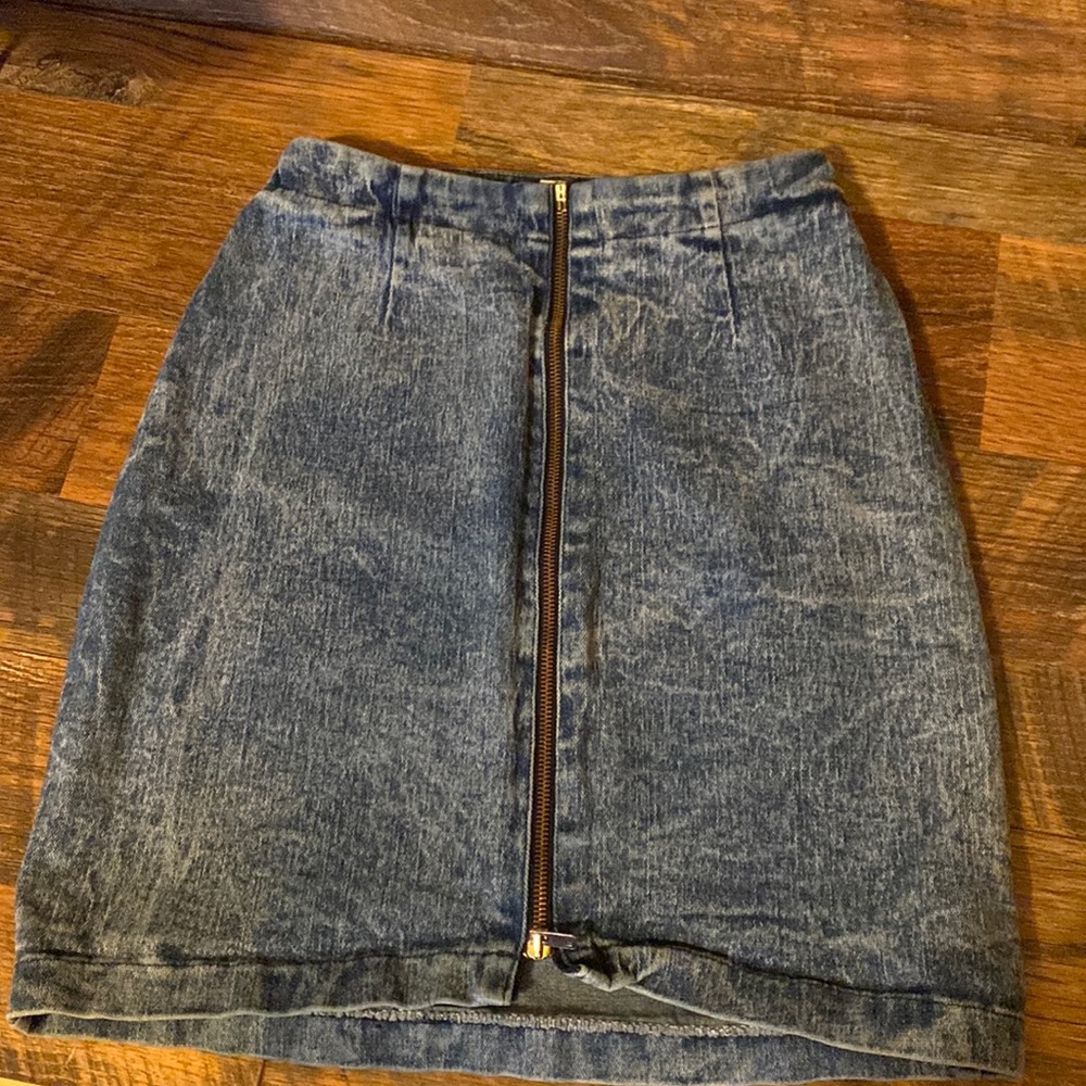 Girls Jean skirt size 9/10